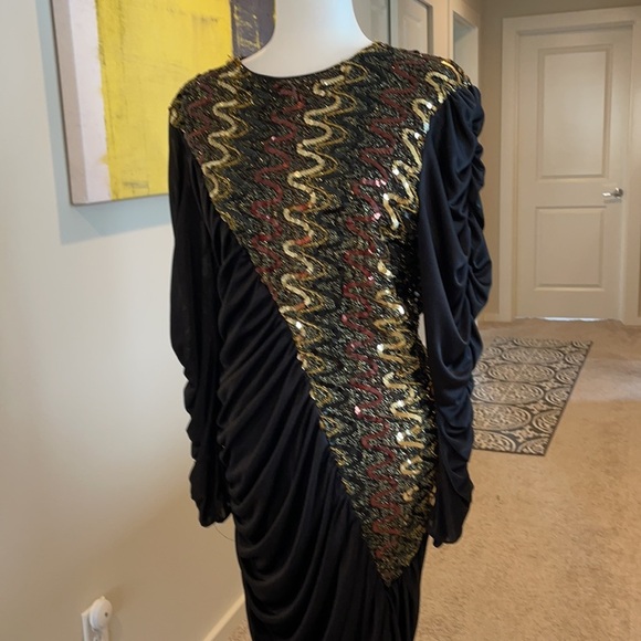 The new look formal dress beaded mermaid style - Picture 3 of 11